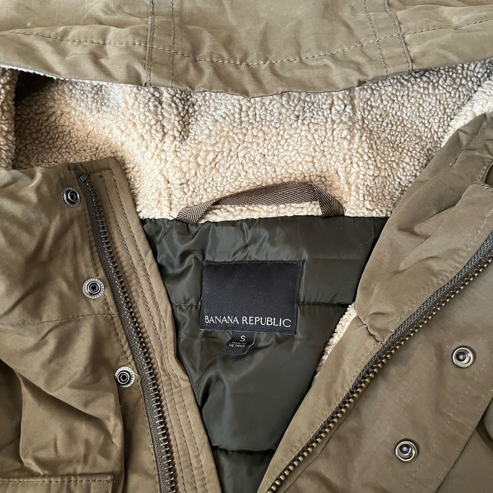 Banana Republic Waterproof Men’s Jacket
